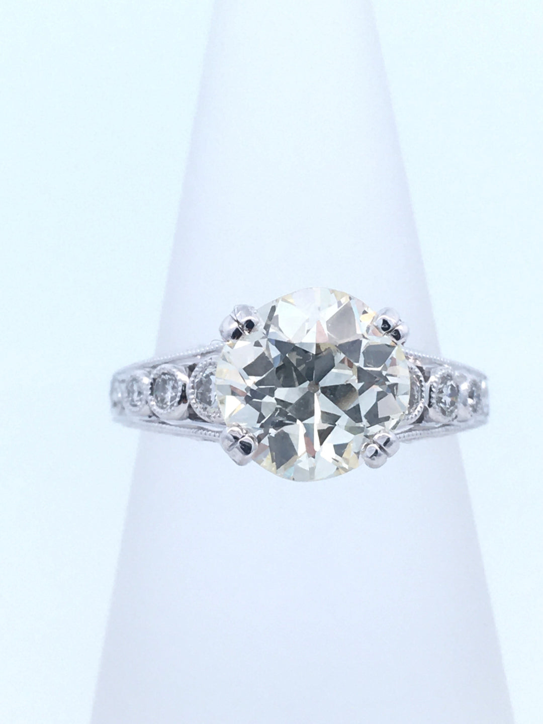 18K White Round Diamond 2.76Ct Solitaire Engagement Ring - CLT Jewels