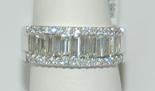 18K White Gold 1.28ct Diamond Women's Anniversary Band