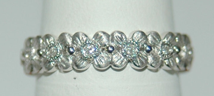 14K White Gold 0.15ct Diamond Women's Anniversary Band