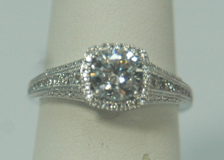 14K White Gold 0.80Ct Round Diamond Halo Engagement Ring