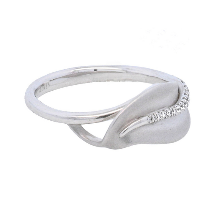 18K White Gold 0.09ct Diamond Leaf Fashion Ring