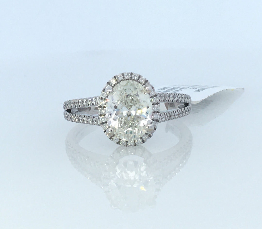 14K White Oval Diamond 2.01Ct Halo Engagement Ring