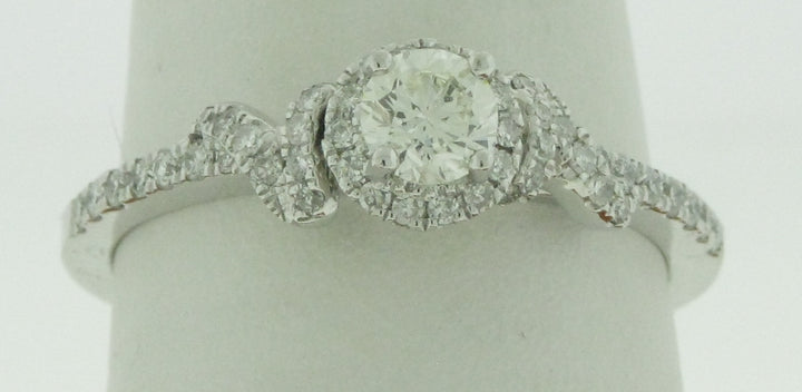 14K White Round Diamond Halo Engagement Ring