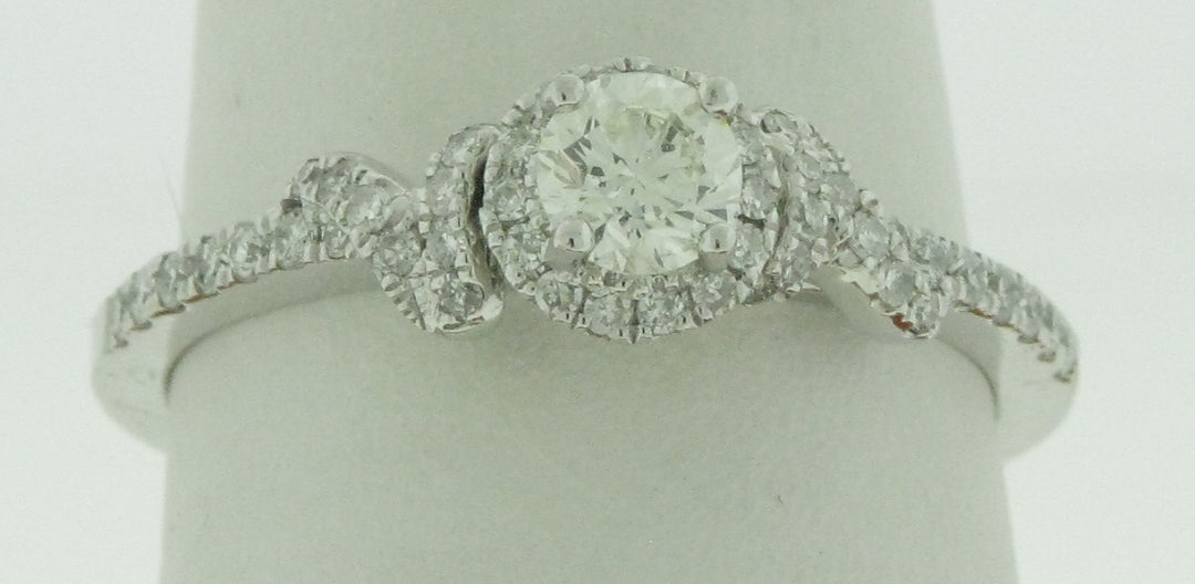 14K White Round Diamond Halo Engagement Ring