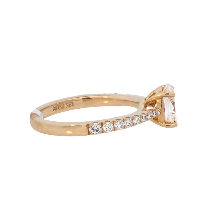 18K Yellow Gold 0.90Ct Oval Diamond Solitaire Ring