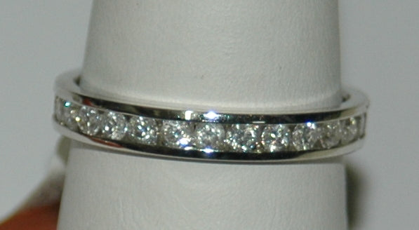 14K White Gold 1.00ct Diamond Eternity Women's Wedding Band