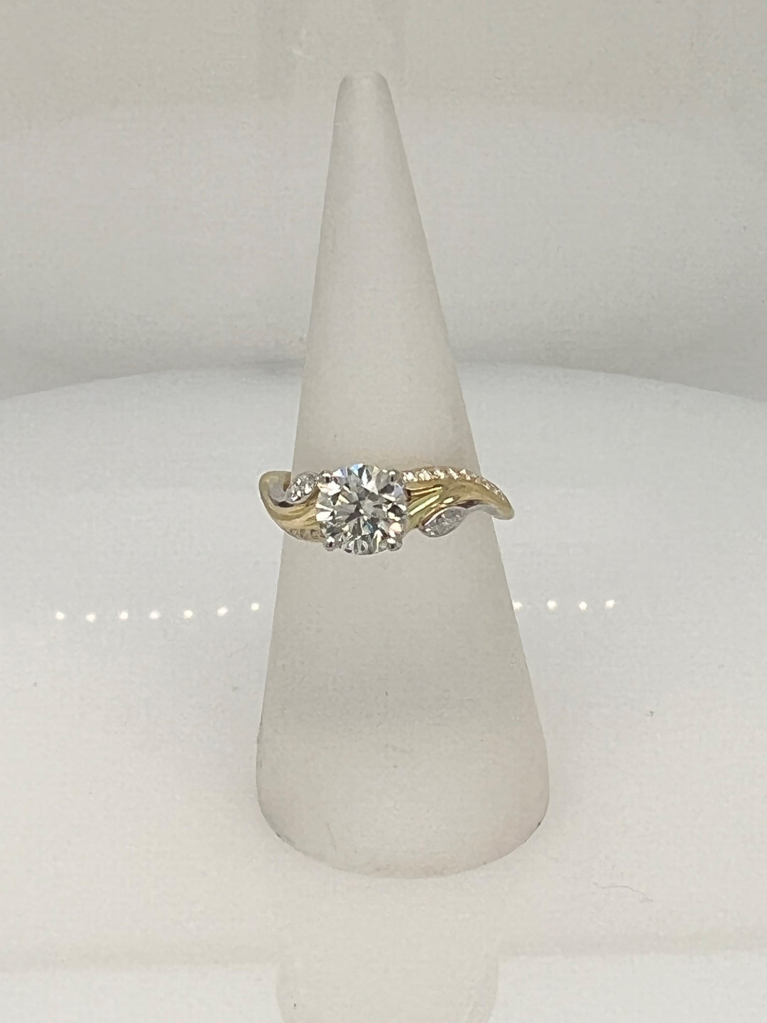 18K Yellow Round Diamond 1.20Ct Vintage Engagement Ring