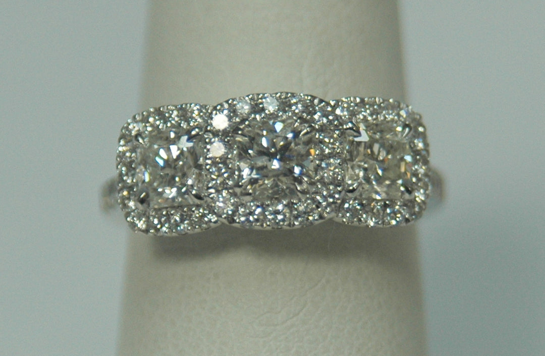 14K White Round Diamond 1.38Ct 3 Stone Engagement Ring