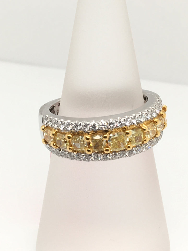 18K White Gold 1.73ct Yellow Diamond Anniversary Women's Wedding Band