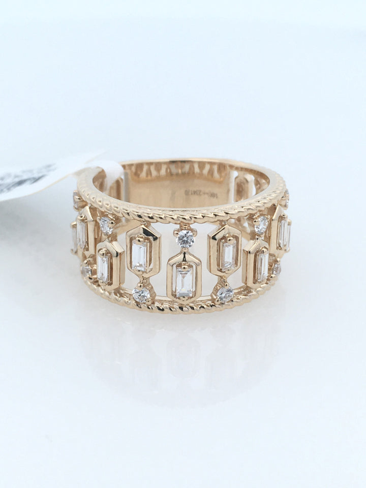 14K Yellow Gold 0.25ct. Baguette- Cut Diamond Fashion Ring