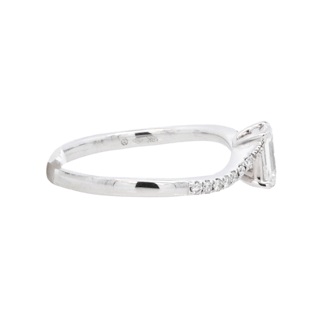 18K White Gold 0.47Ct Emerald Cut Diamond Solitaire Ring