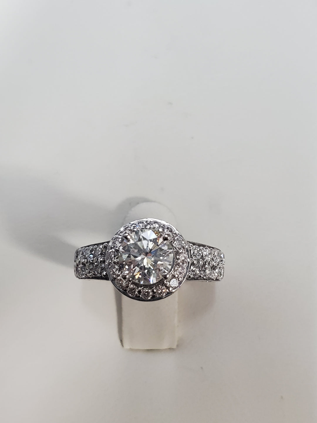 14K White Gold 1.04Ct Round Diamond Halo Engagement Ring