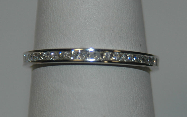 14K White Gold 0.57ctw Diamond Full Eternity Band Ring