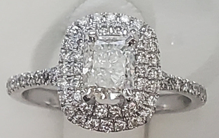 14K White Oval Diamond 0.76Ct Halo Engagement Ring