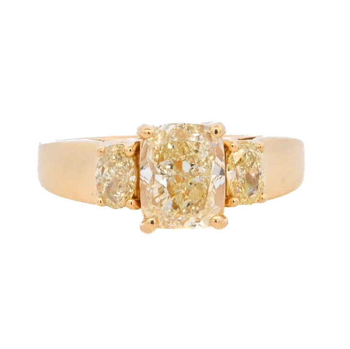 18K Yellow Gold Cushion Yellow Diamond Fashion Ring