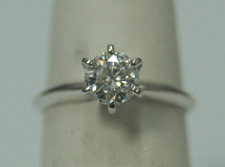 14K White Round Diamond 0.75Ct Solitaire Engagement Ring