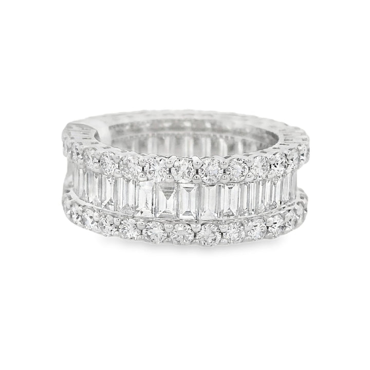 18K White Gold Baguette & Round Diamond Fashion Ring