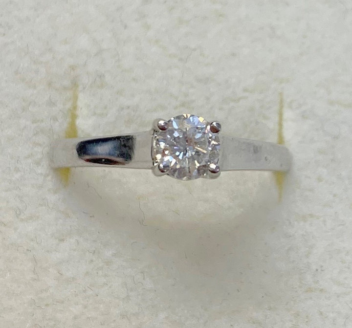 14K White Gold 0.50ct Round Diamond Solitaire Ring