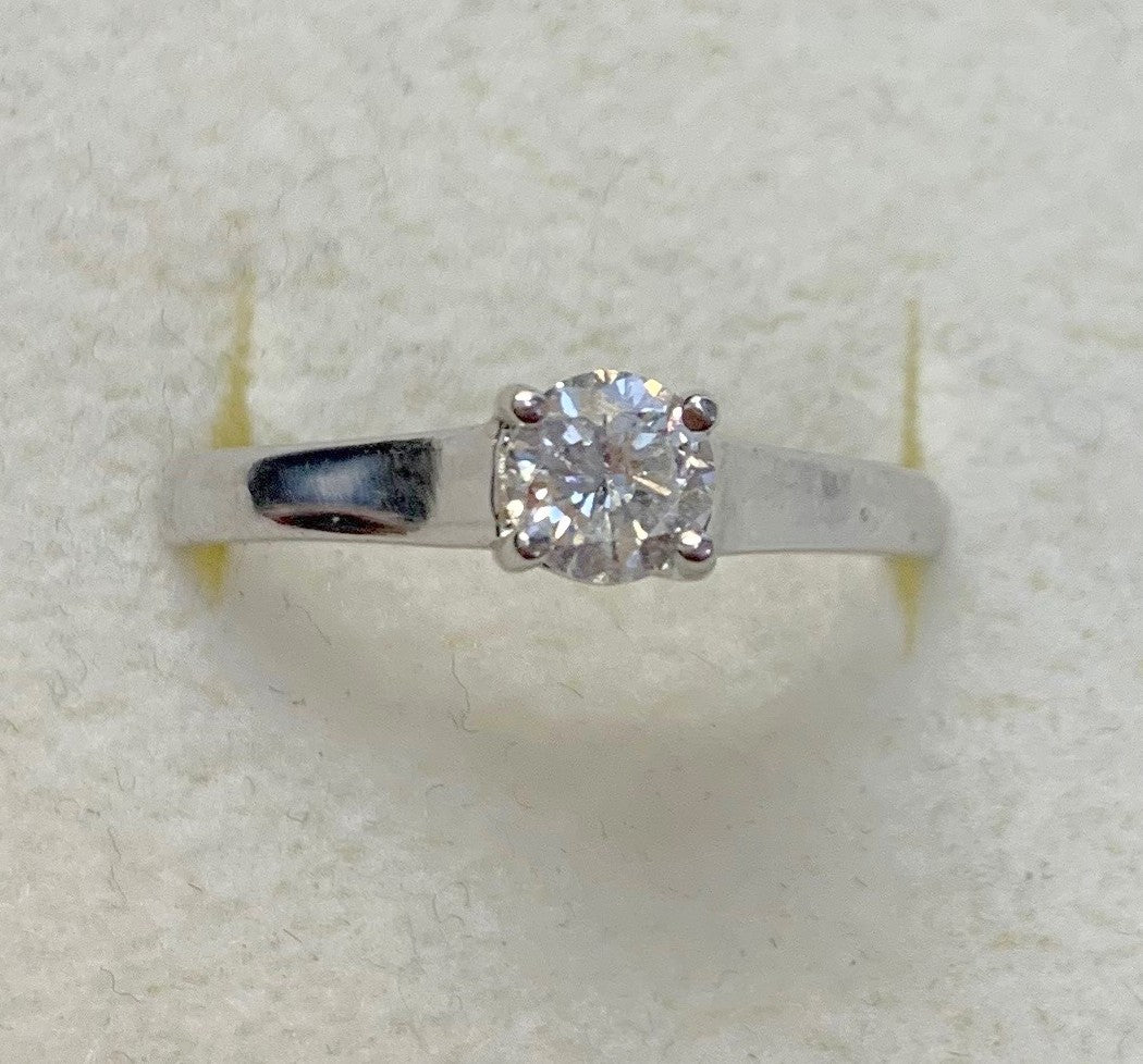 14K White Round Diamond 0.50Ct Solitaire Engagement Ring