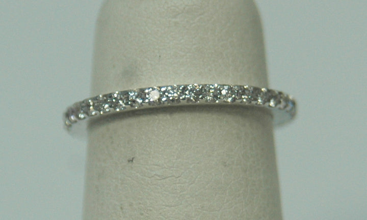 18K White Gold 0.52ct Round Diamond Eternity Band