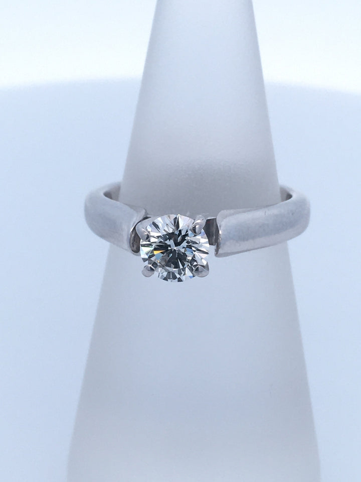 14K White Round Diamond 0.64Ct Solitaire Engagement Ring