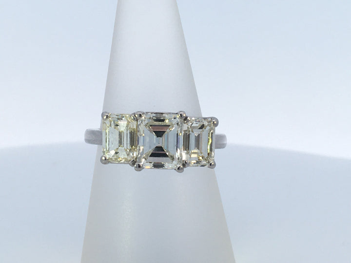 Platinum Emerald- Cut Diamond 1.74Ct 3 Stone Engagement Ring