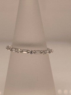 14K White Gold 0.33ct Diamond Stackable Women's Wedding Band