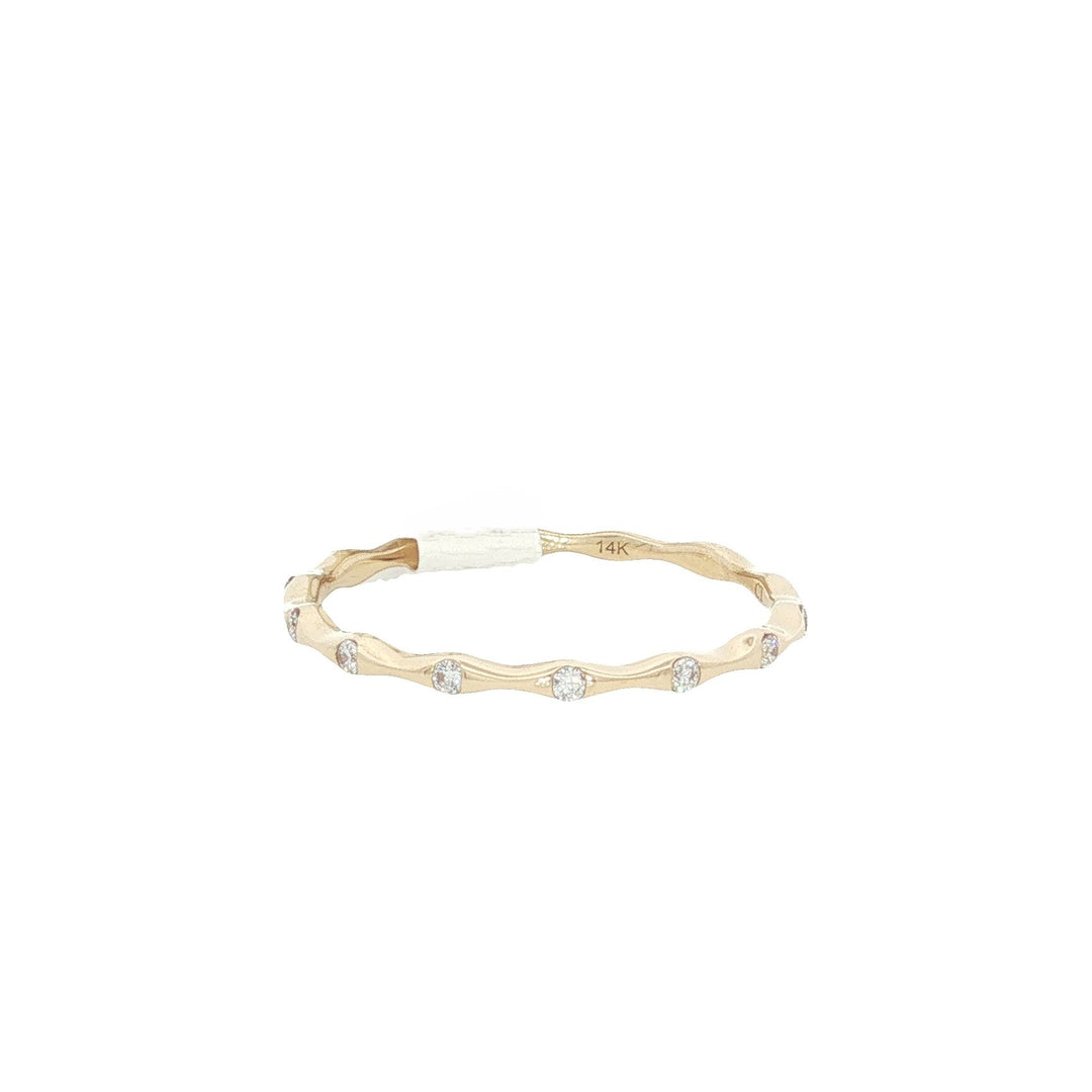 14K Yellow Gold Diamond Wedding Band - Classic Elegance