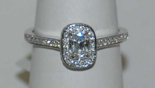 18K White Gold Cushion Diamond Halo Engagement Ring