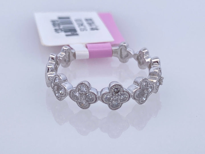 14K White Gold 0.35ct Diamond Clover Stackable Wedding Band