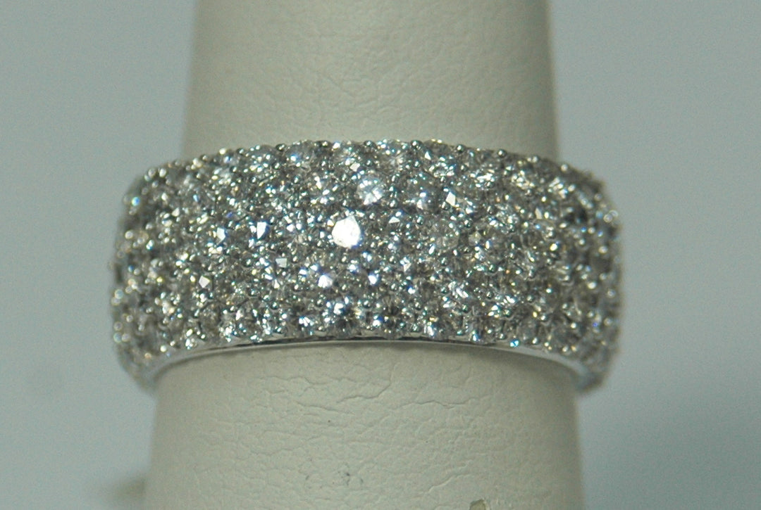 18K White Gold 3.81ct Round Diamond Pave Eternity Band