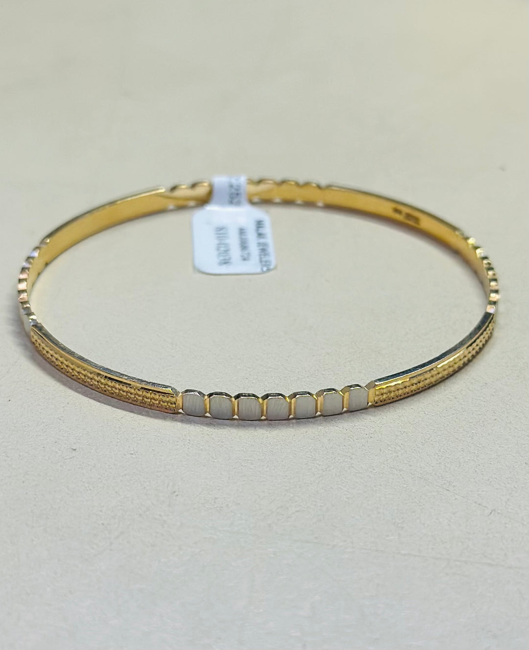 22K Yellow Gold Classic Minimalist Bangle Bracelet