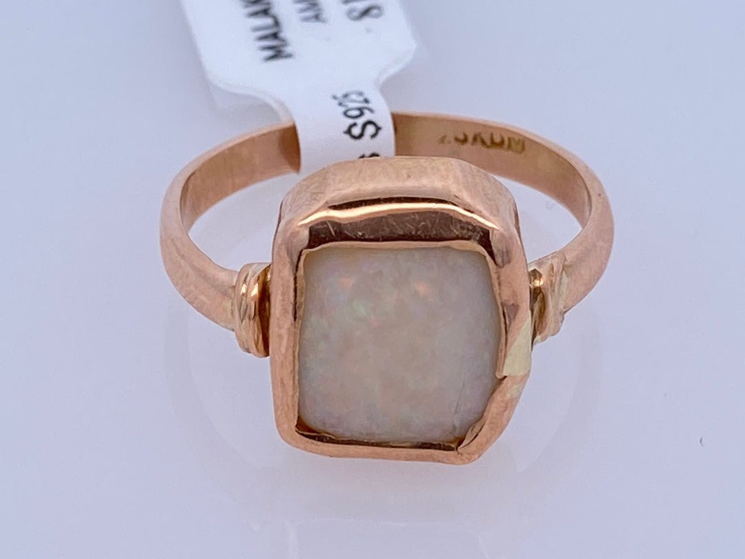 22K Yellow Gold Opal Solitaire Ring, Size 8.5
