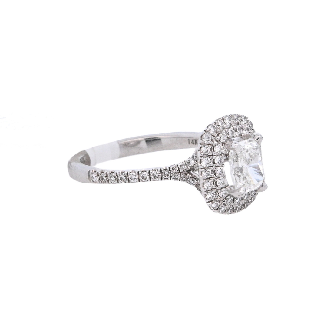 14K White Gold 0.76Ct Oval Diamond Halo Engagement Ring