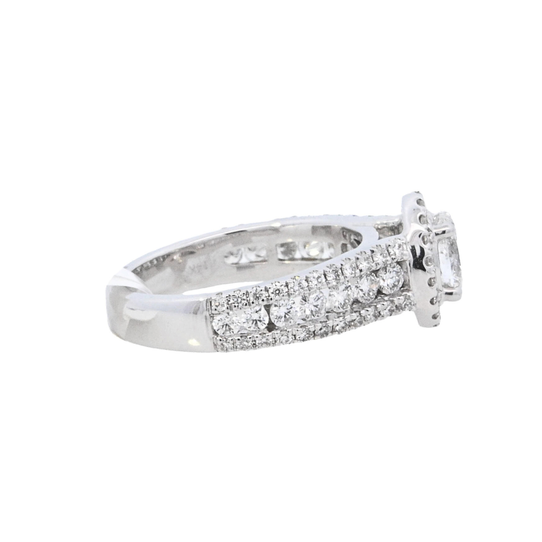 14K White Gold 0.75CT Oval Diamond Halo Engagement Ring