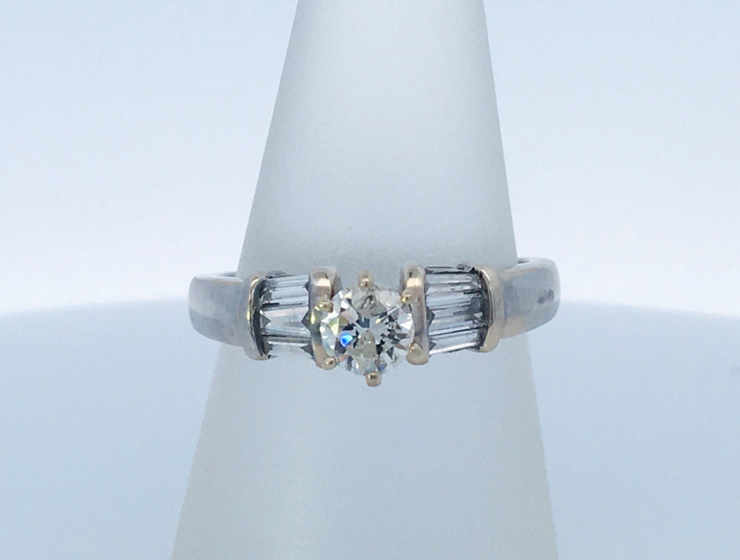 14K White Gold 0.75ct Round Diamond Contemporary Ring