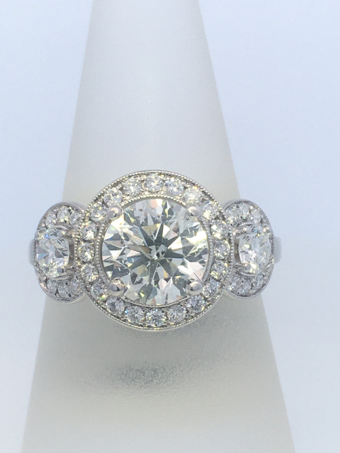 14K White Round Diamond 1.50Ct 3 Stone Engagement Ring