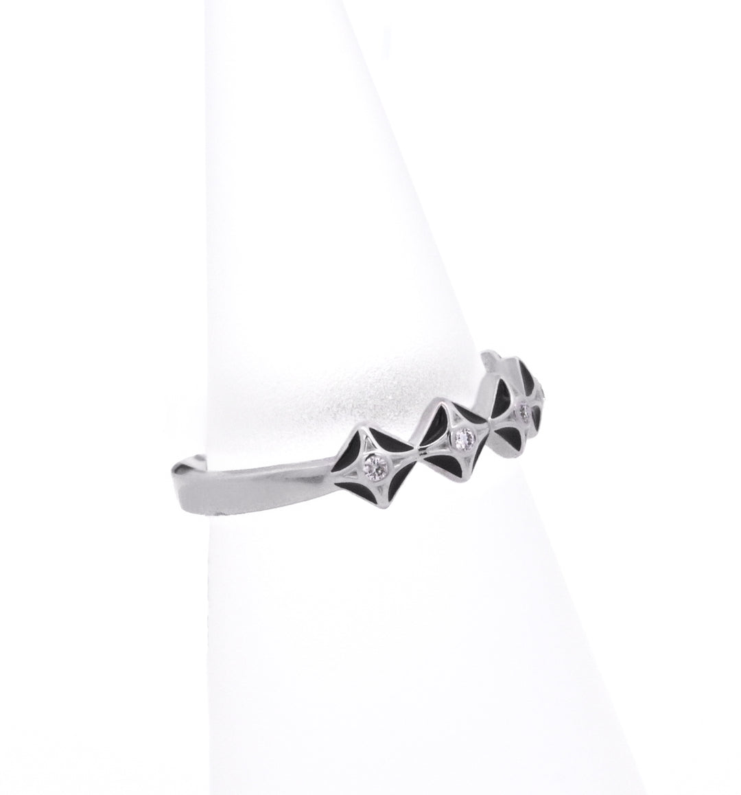 18K White Gold 0.09ct Diamond Enamel Fashion Ring