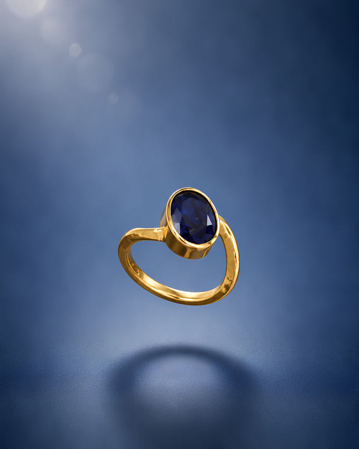 22K Yellow Gold Blue Sapphire Ring, Size 7.5