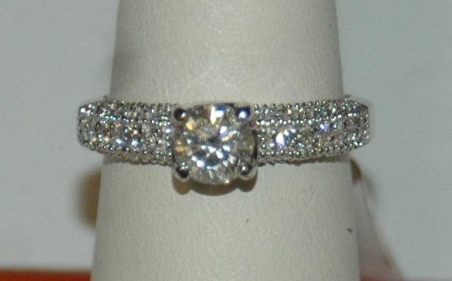 14K White Gold Vintage Round Diamond Engagement Ring