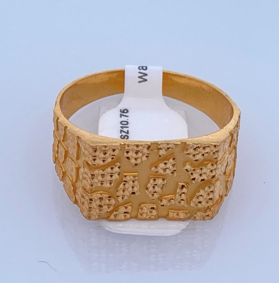 22K Yellow Gold Classic Men's Statement Ring, Size 10.75