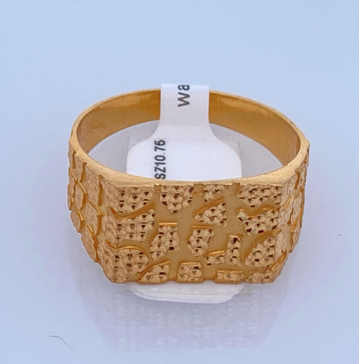 22K Yellow Gold Classic Men's Statement Ring, Size 10.75